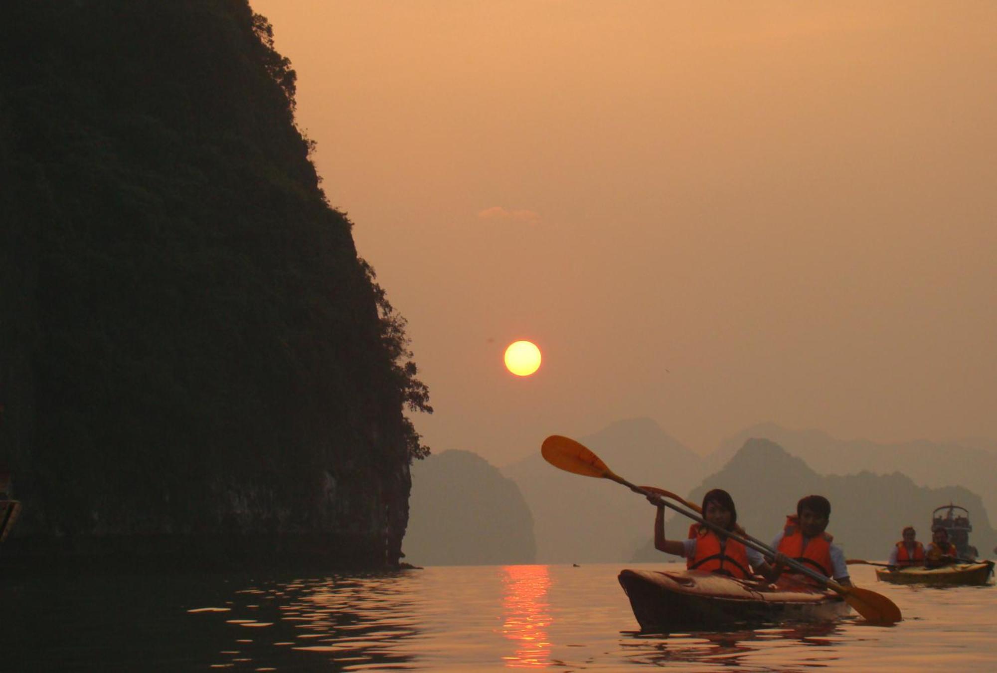 Ruby Cruise Hotell Ha Long Eksteriør bilde