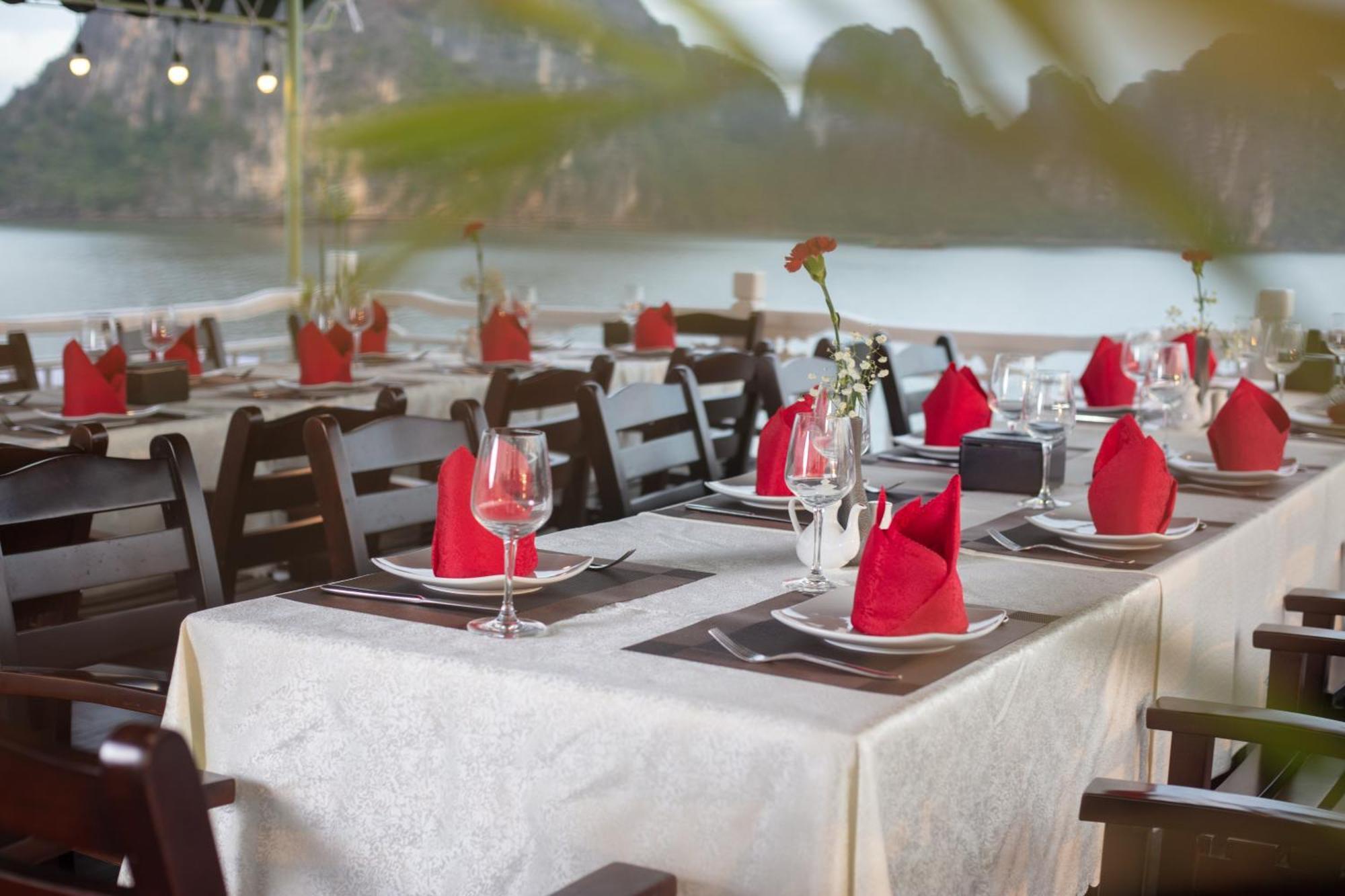 Ruby Cruise Hotell Ha Long Eksteriør bilde