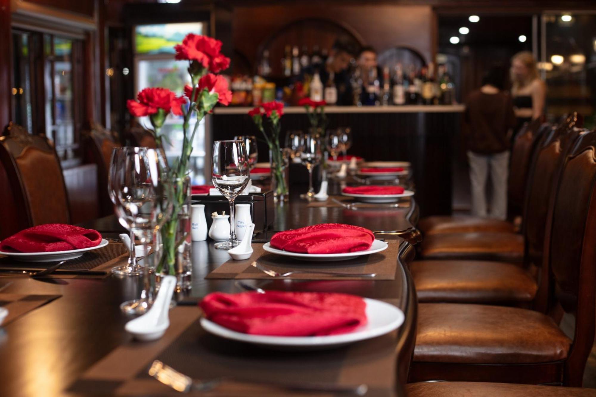 Ruby Cruise Hotell Ha Long Eksteriør bilde