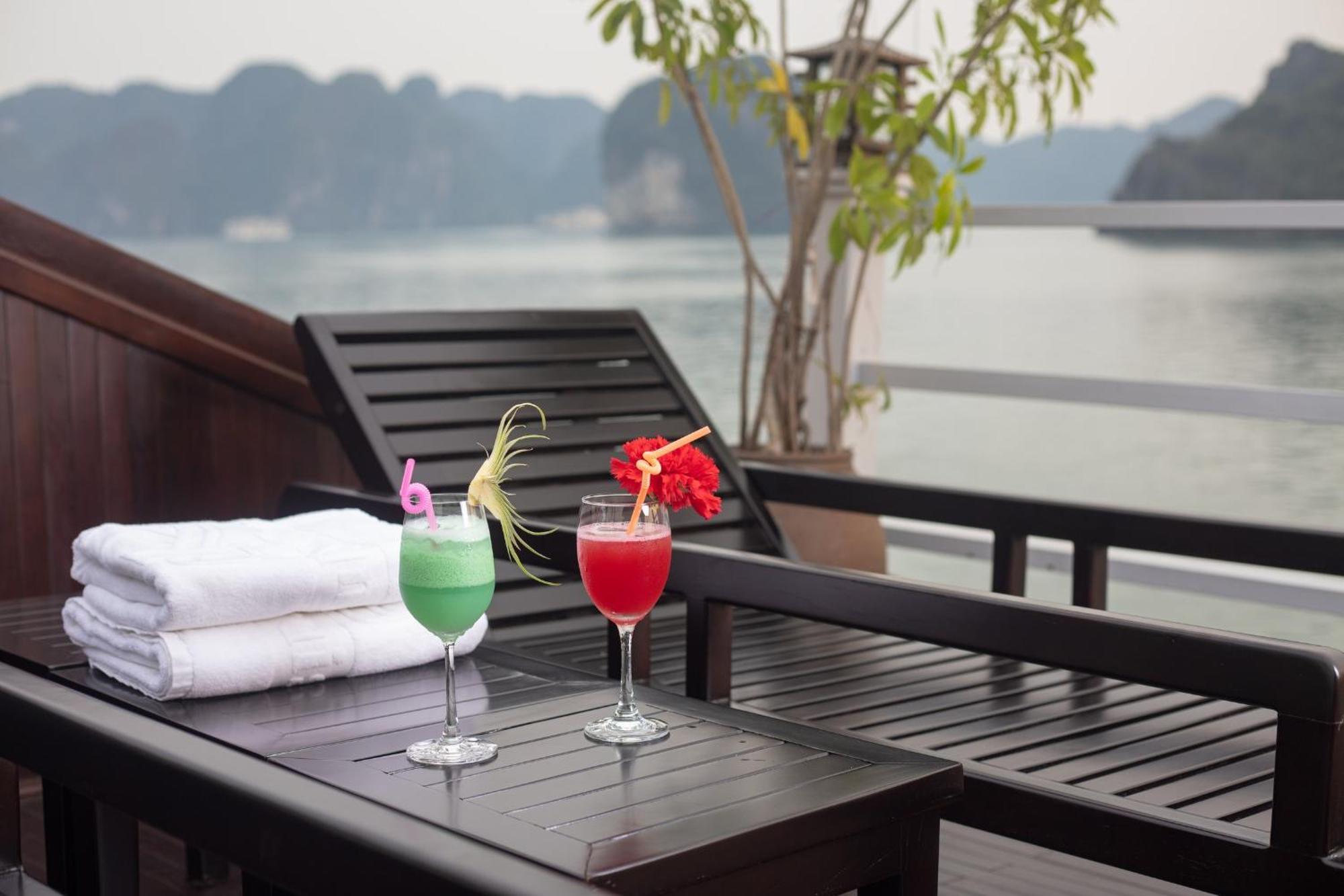 Ruby Cruise Hotell Ha Long Eksteriør bilde