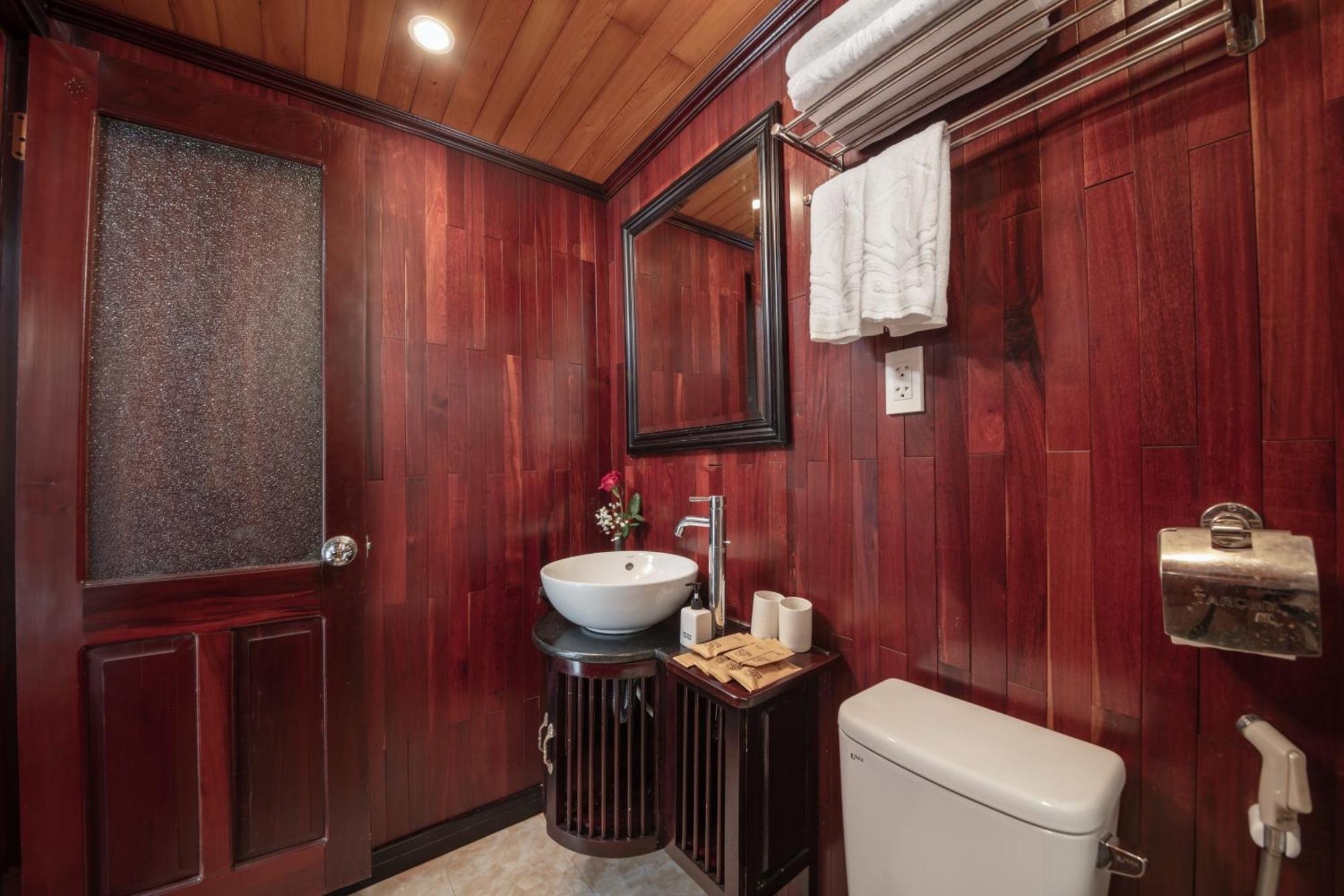 Ruby Cruise Hotell Ha Long Eksteriør bilde