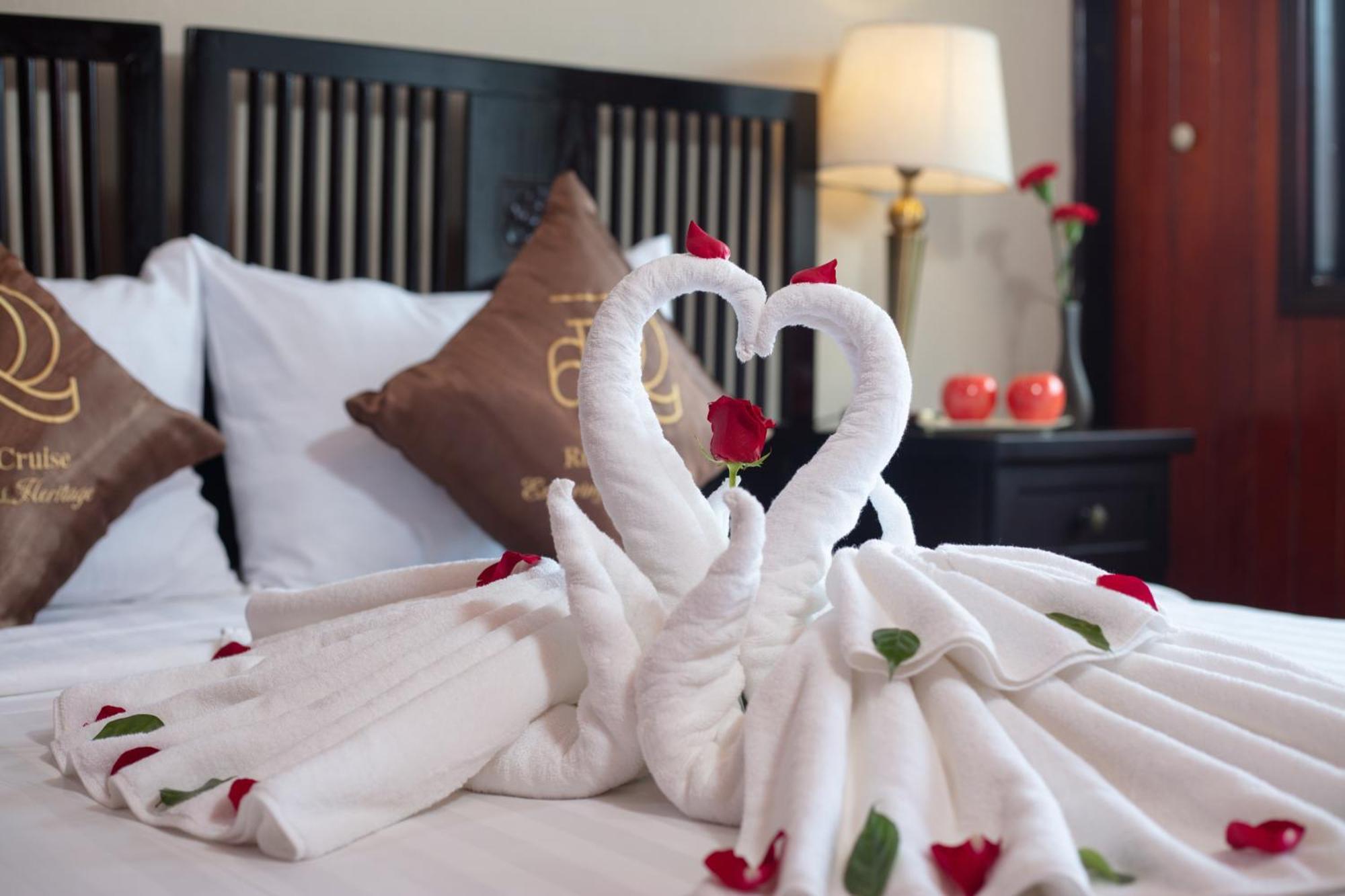 Ruby Cruise Hotell Ha Long Eksteriør bilde